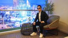 Khách hàng cao cấp thích thú với không gian Sky Villas The Grand Manhattan