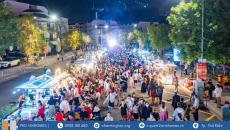 Thương Nhân đón 